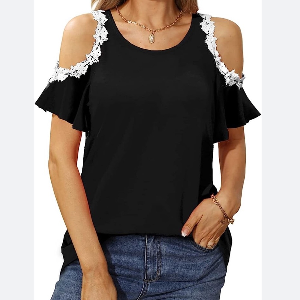 Women Cold Shoulder Top Cut
Out Short Sleeve size 2XL SHEIN CURVE NWOT BLACK/WHT